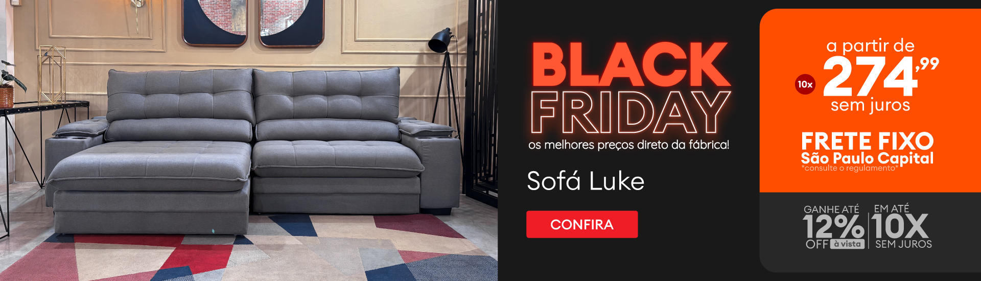 Sofá Luke de cor cinza em sala de estar moderna, destaque para oferta de Black Friday com desconto e condições especiais de pagamento, ideal para renovar a decoração.