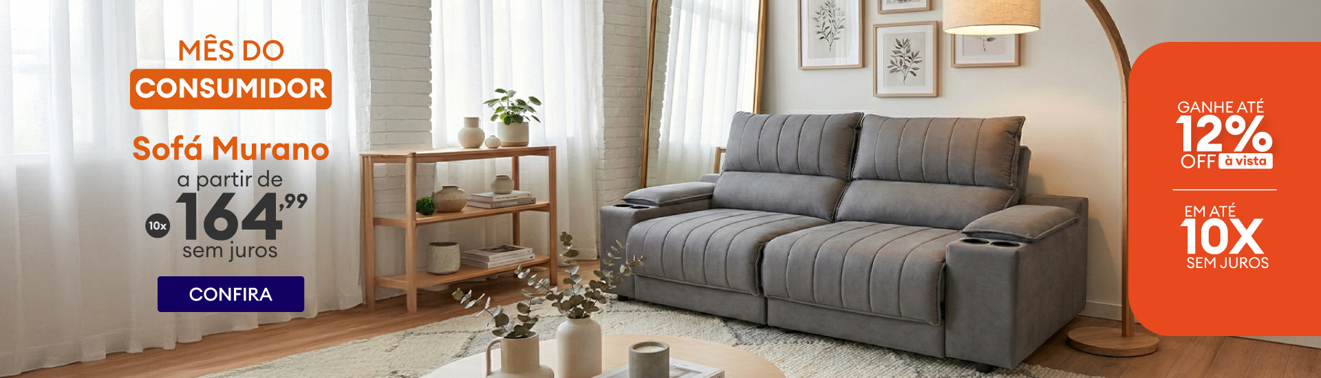 Imagem de uma sala de estar com sofá cinza confortável, mesa de centro e decoração moderna, promovendo sofá murano com desconto de até 12%.
